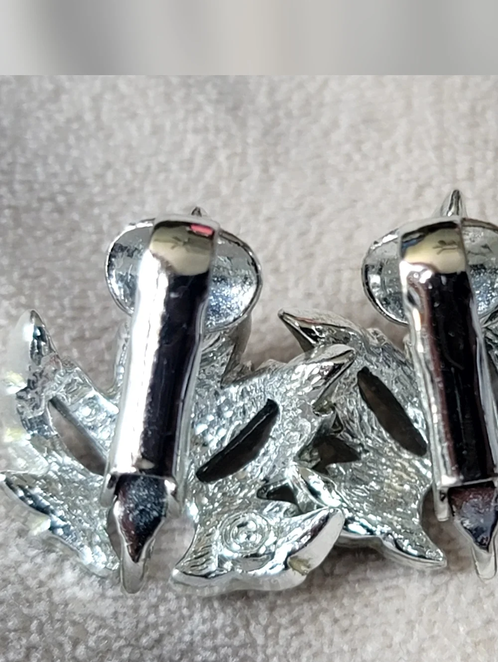 Vtg BOUCHER Clip Earrings Silvertone Rhinestone Leaf Signed (Rhodium Plating)